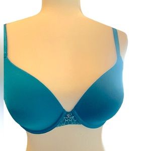 ‘Scarlett Blue’, 32DD, TEAL T-shirt bra, EUC